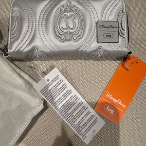NWT Limited Edition CLUB 33 Disney Silver Wristlet